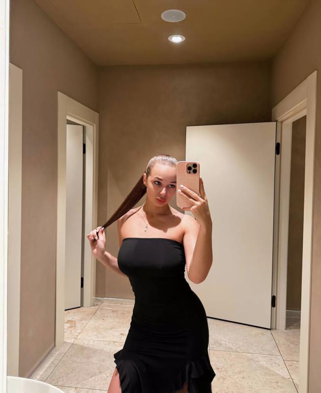 1000401380