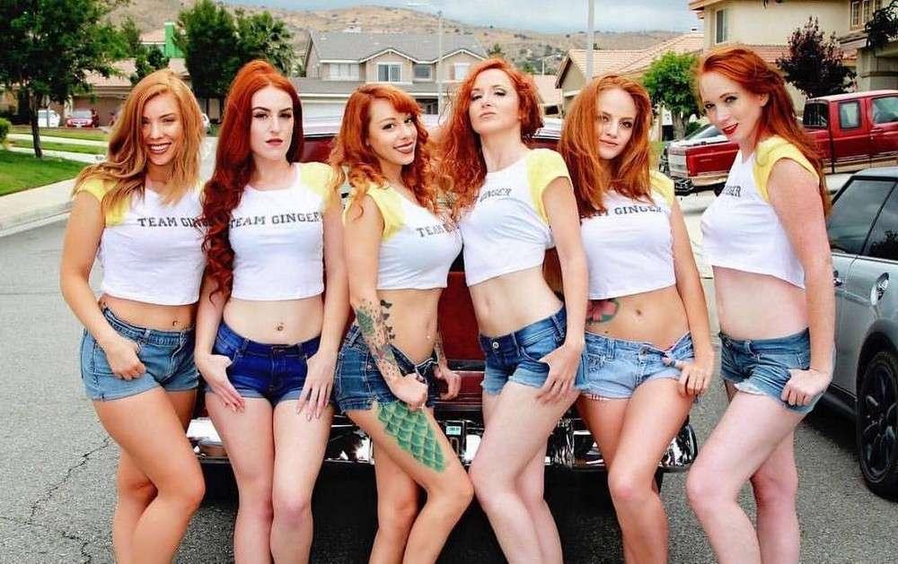 Рыженькие в шортах