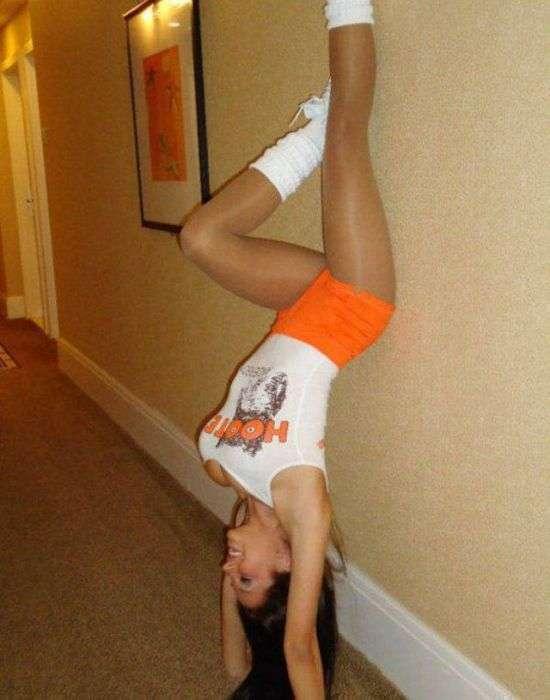 Девушка из ресторана HOOTERS
