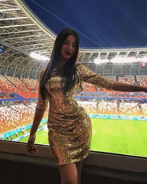 На стадионе