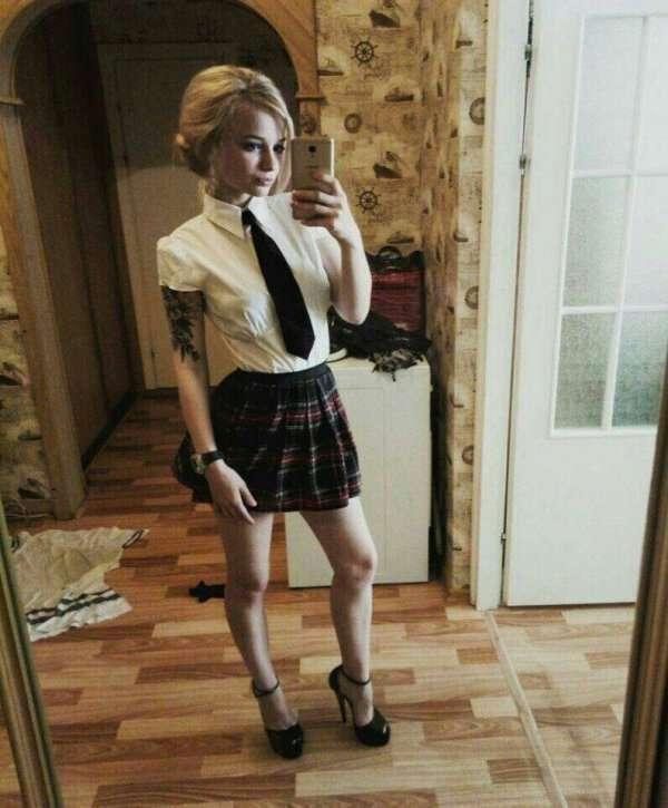 Галстук и мини