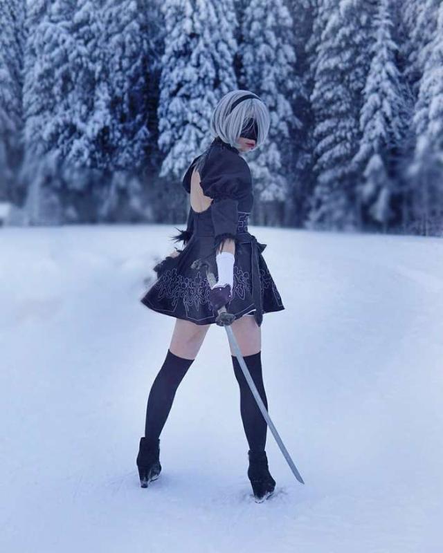 Косплеерша