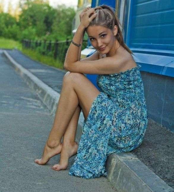 Босиком