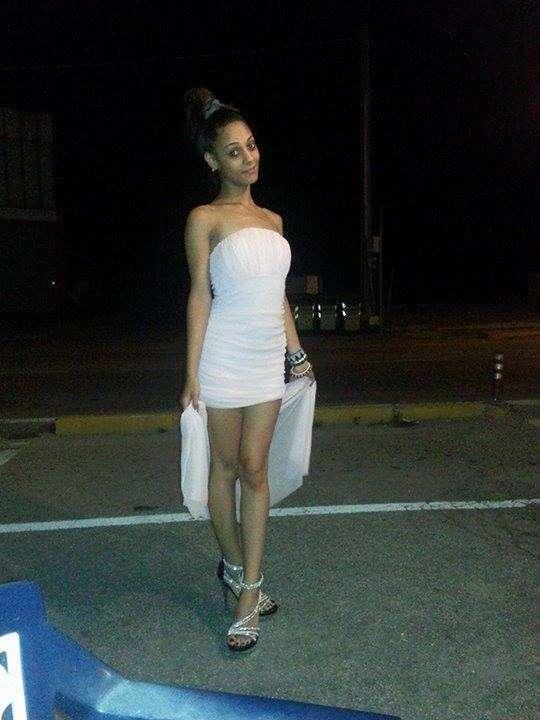 Italiana. Share my profile on WhatsApp / Telegram and enjoy "friends and family of mine"