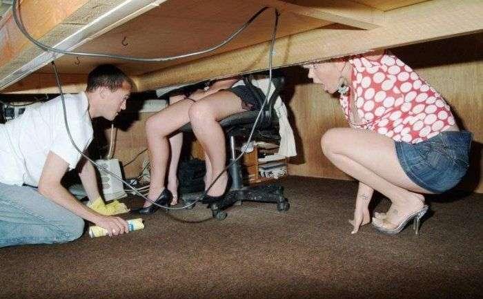Застукала