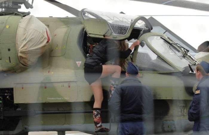 Не по уставу одета