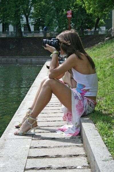 Девушка-фотограф