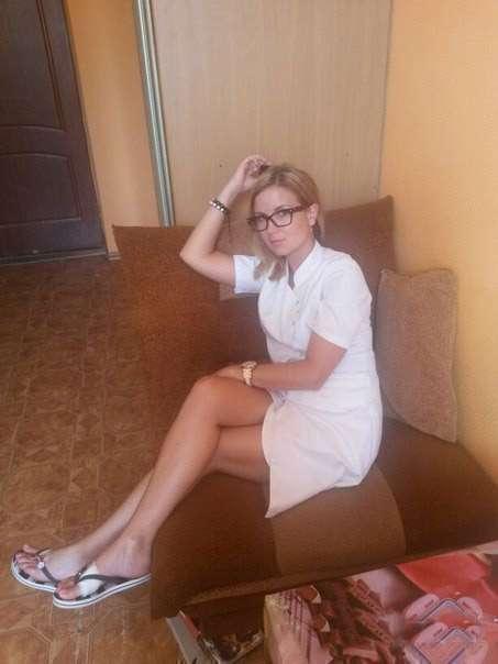 Медик в очках