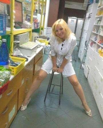 Аптекарша