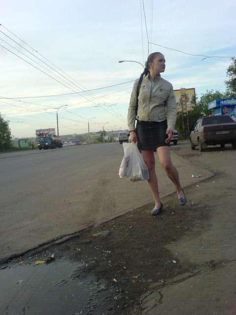 На остановке