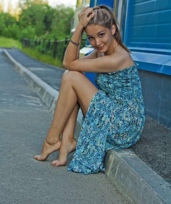 Босиком