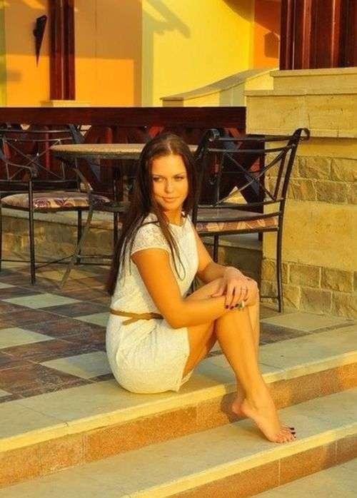 На ступеньке